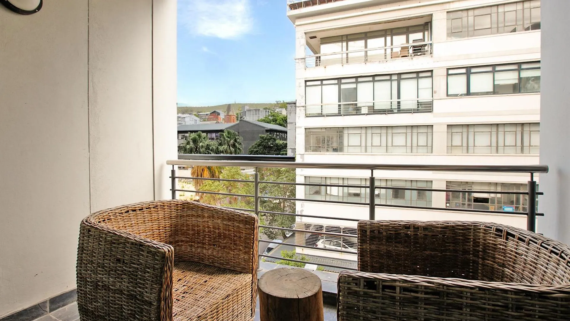 Apartment 2Bdr - City Explorer Cape Town
