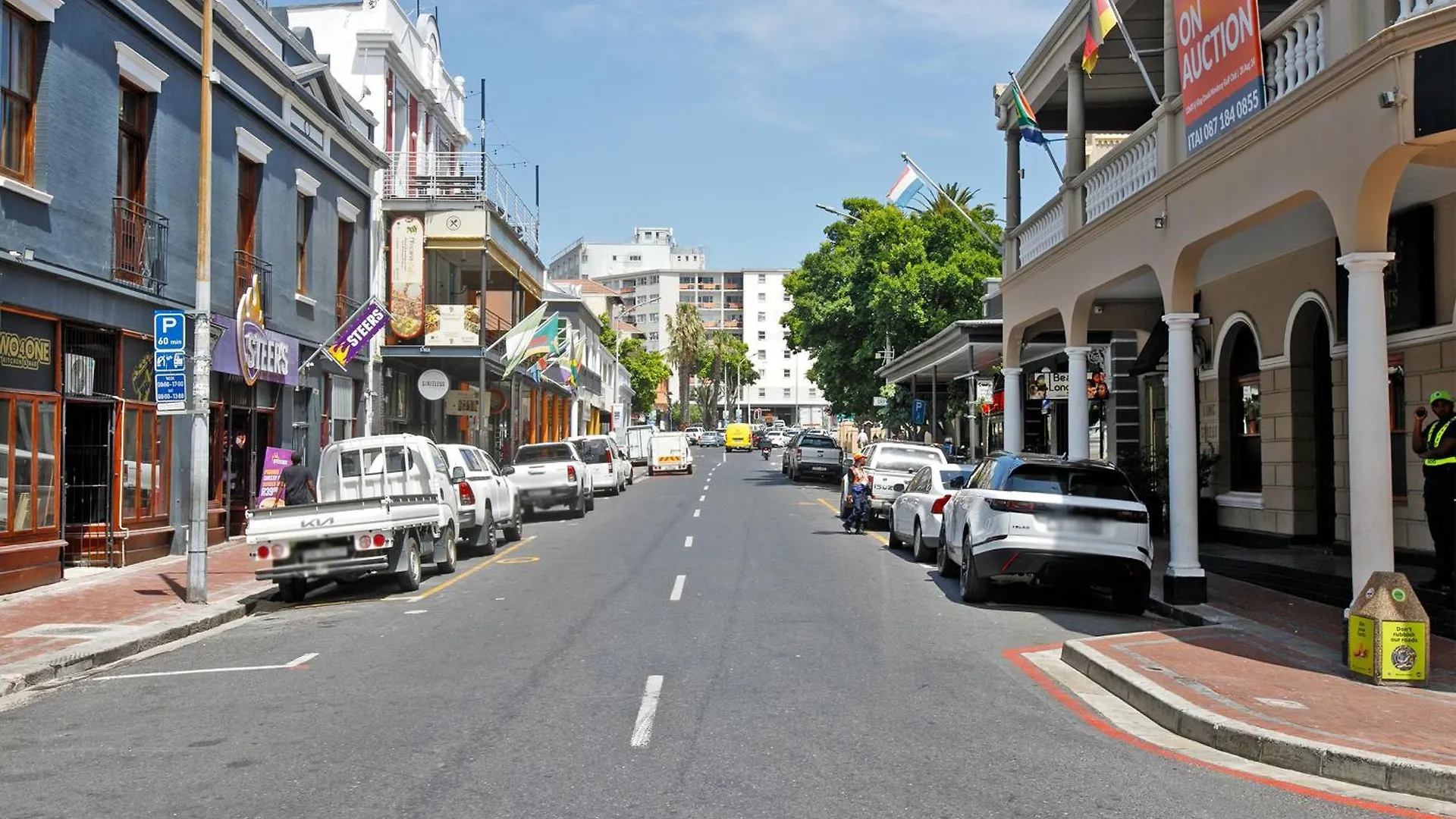 2Bdr - City Explorer Cape Town South Africa