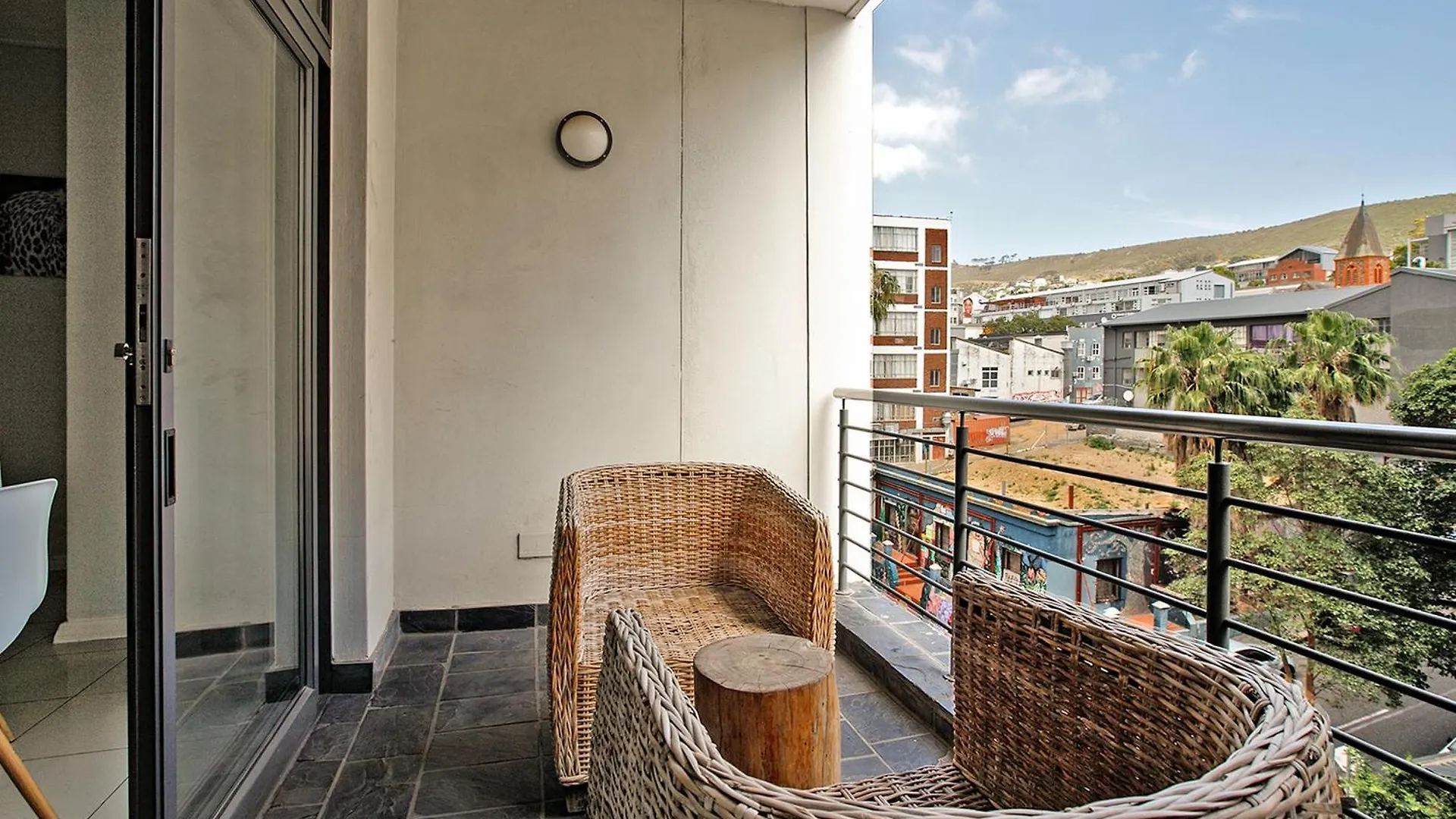 Apartment 2Bdr - City Explorer Cape Town